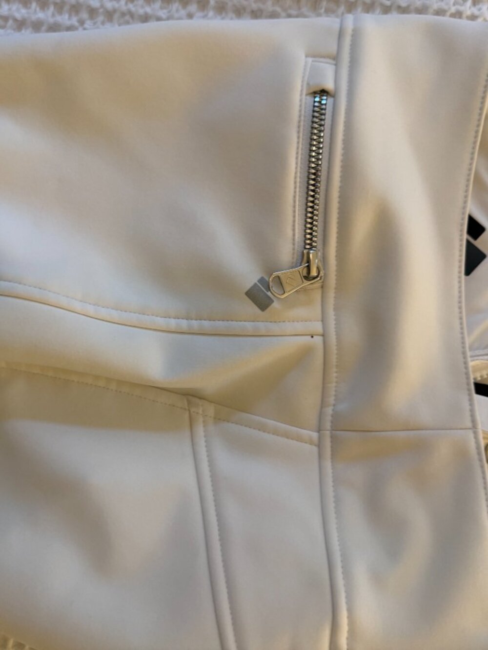 OBERMEYER Softshell Ski Snow Pants with Stirrups - Picture 7 of 8